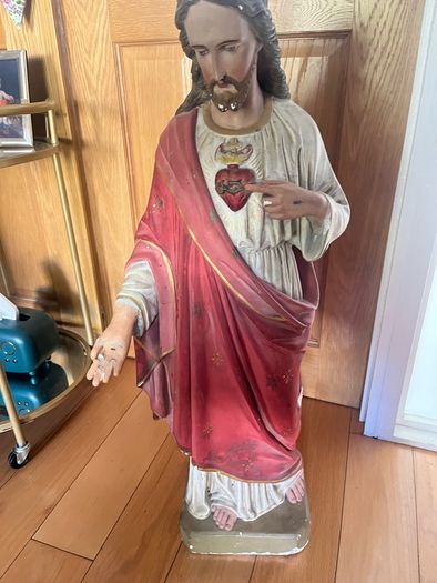 Sacred Heart Statue