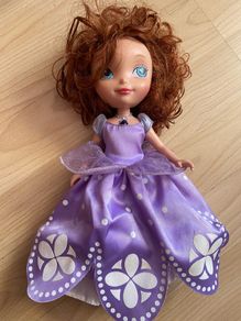 Disney - Sofia the First doll