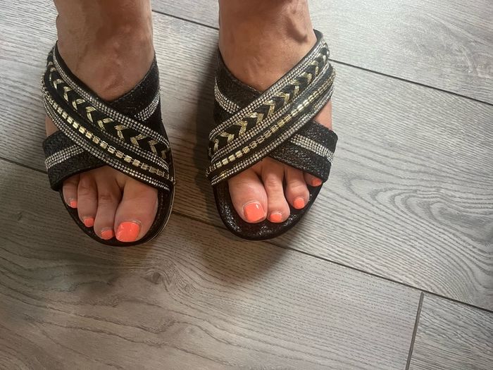 River island sandals