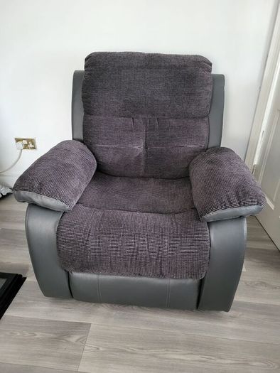 Recliner Sofa & Chair