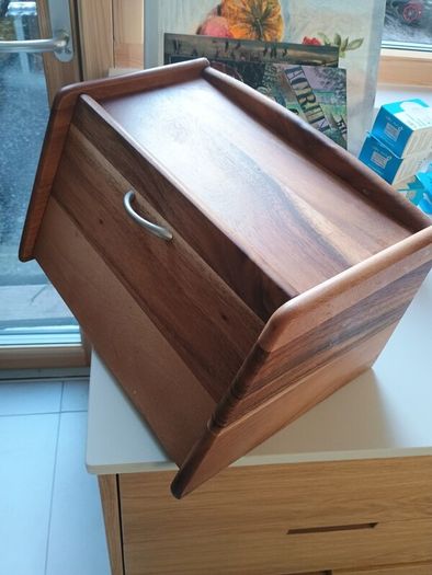 Bread box, wood