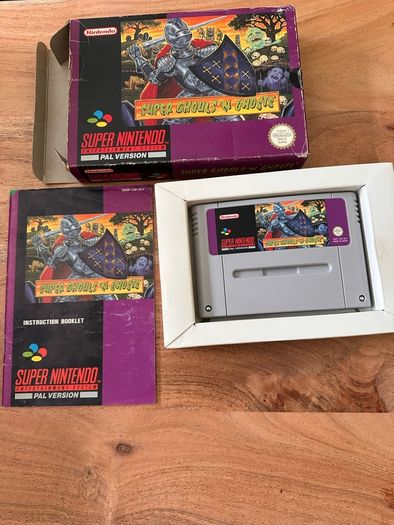 Super Nintendo retro console + games Mario