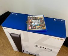 SONY Playstation 5 disk version Console, 825GB, + GTA V