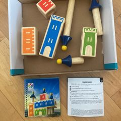 wooden game Castle Logix by Smart Games