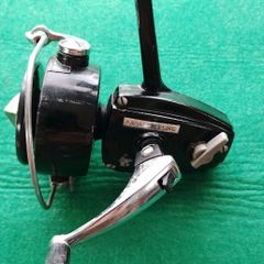 Vintage Intrepid New Deluxe Course/Spinning Reel