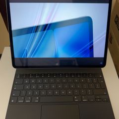 iPad Air 13 (M2) WiFi 128GB Space Grey & Keyboard