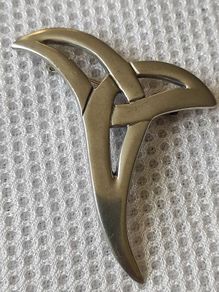 brooch