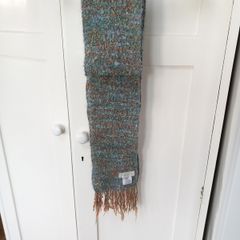 Avoca Scarf