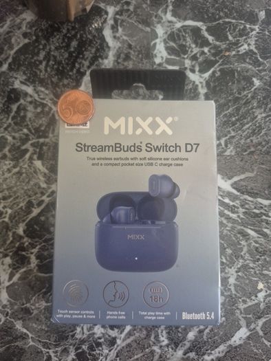 MIXX streamBuds Switch D7 earpods