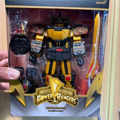 Mighty Morphin Power Rangers Dino Megazord Gold & Black Super 7 Ultimates