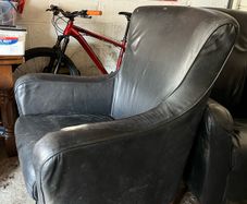 2 leather armchairs