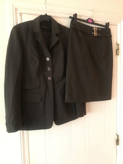 Karen  Millen  suit