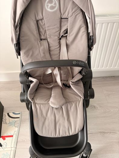 Cybex e-Priam (electric)