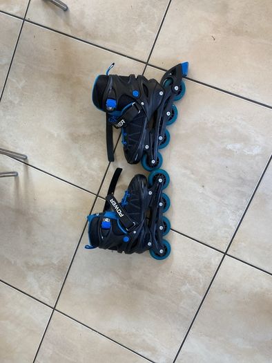Roller blades