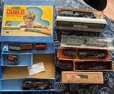 5 x model train engines