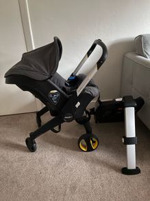 Doona Car Seat & Stroller + ISOFIX Base