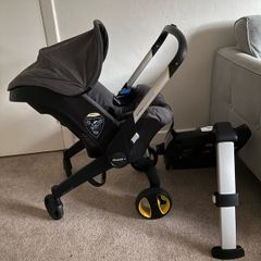 Doona Car Seat & Stroller + ISOFIX Base