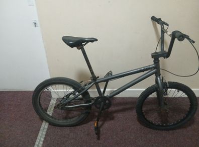 20"Btwin  Wipe Bmx-new chain fully working brakes