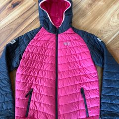 Jack Wolfskin Jacket age 14+ excellent condition!