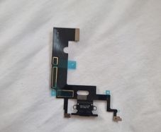 iPhone XR charge port flex