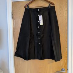 Sonders Faux Leather Black Skirt.  S.16.   B.N.W.T.
