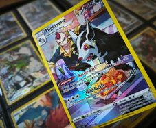 Mightyena ! Illustration Rare ! from Astral Radiance Set ! 2022 ! Pokemon Card !
