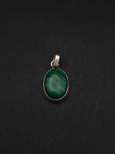 Vintage 925 Sterling Silver & Malachite Pendant