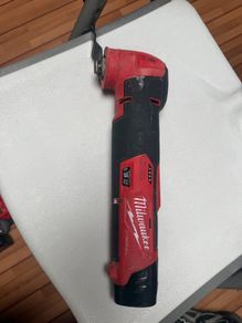 Milwaukee M12 FUEL oscillating multi-tool with genuine 2.0Ah battery