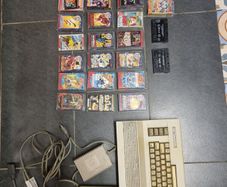 Commodore 64 C64 + Datasette + Games Collection