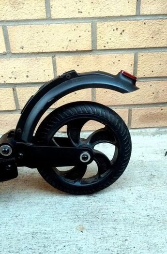 Electric scooter NO CHARGER
