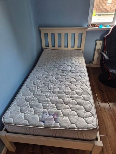 Single bed