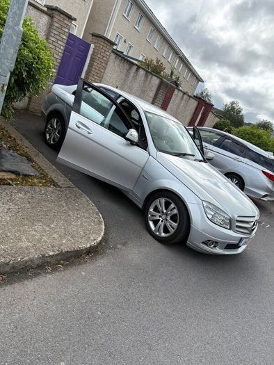Mercedes-Benz C-Class 2009