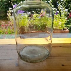 Glass jug