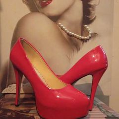 High Heels Size 11