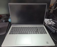 Dell inspiron 15 3511 Laptop