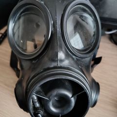 British SAS style respirator / gas mask with bag