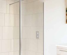 Flair Verve Shower screen and flipper panel