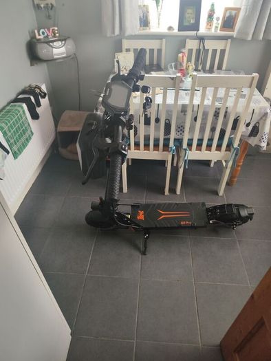 electric scooter