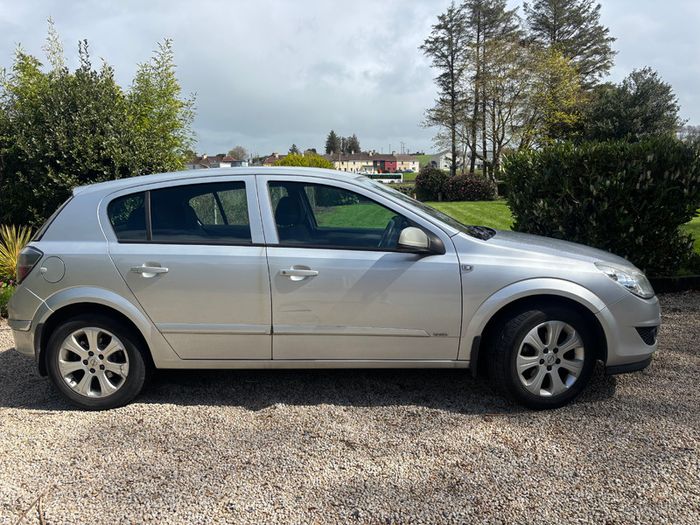 2008 Opel Astra