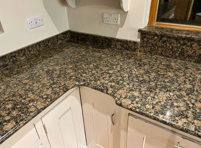Solid Granite Kitchen Countertop