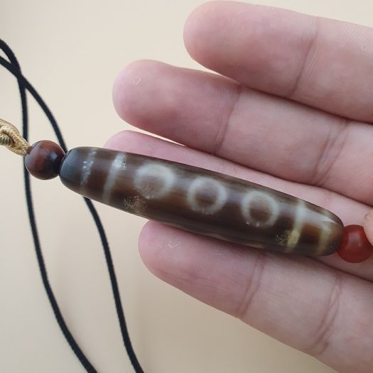 Vintage 5 Eyes Himalayan Tibetan Agate Dzi Bead Amulet