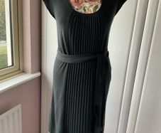 jumper Bnwt knitted pleated front detail Greenhouse brand tunic dress with tie belt medium