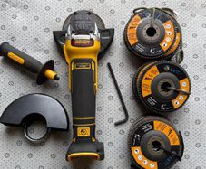DeWalt 18v angle grinder, like new.