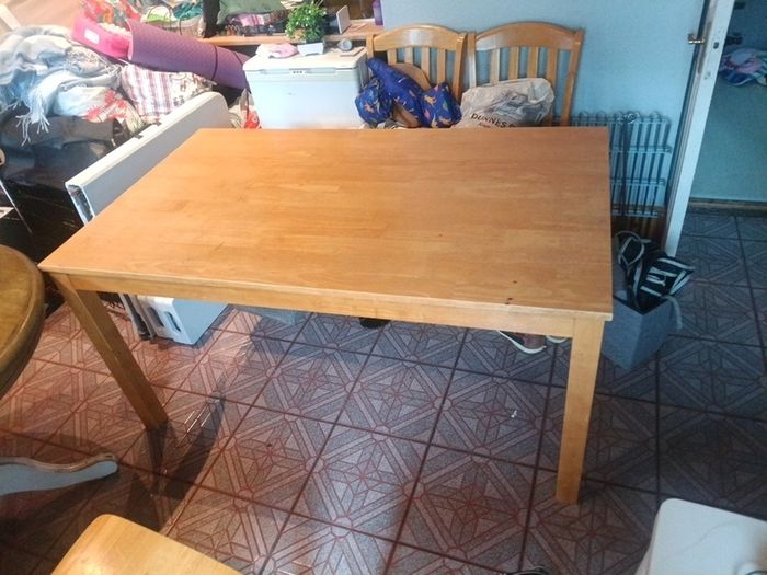 table used not too bad if you like it could be sanded to freshen it up or put a cover over it but solid plenty of life left in it just the table