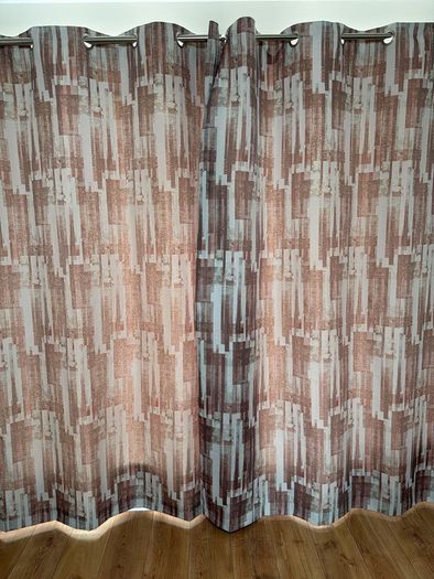 90 x 90 Curtains with 2 matching cushions