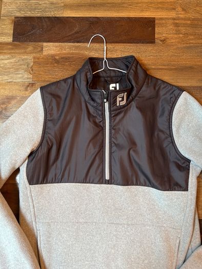 Footjoy mid layer half zip fleece. (Mint)