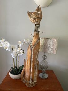 Wooden cat figure