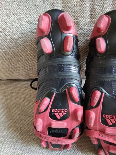 Nice Collectors Vintage Adidas Predator Red Football Boots