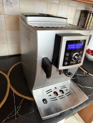 DeLonghi cappuccino coffee machine