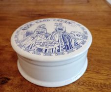 Ceramic Hand Cream Lidded Box